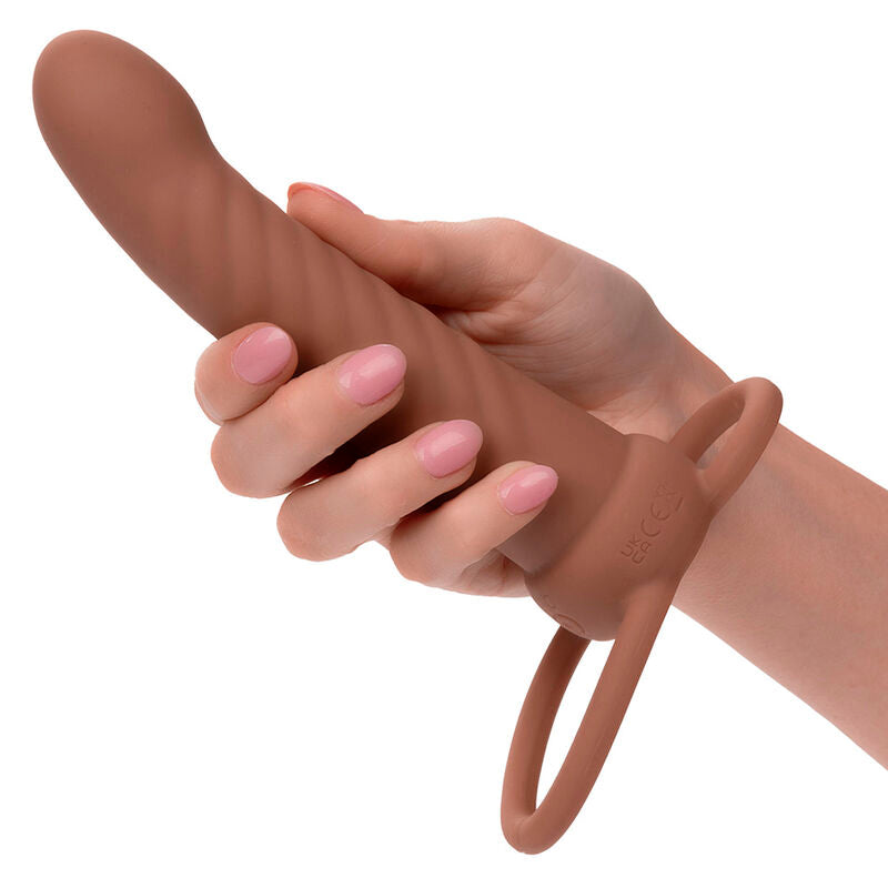 CALEXOTICS - MAXX RIBBED DUAL PENETRATOR 10 VIBRATIONER BRUN