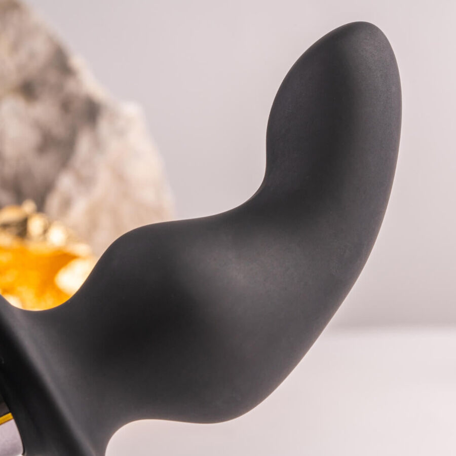 ROCKS-OFF - RO-ZEN RRO ANALPLUG MED VIBRERENDE PENISRING SORT