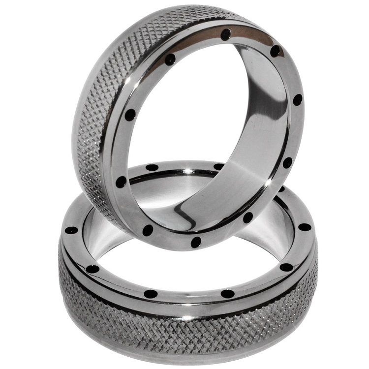 METAL HÅRD - METALRING TIL PENIS OG TESTIKLE 50MM