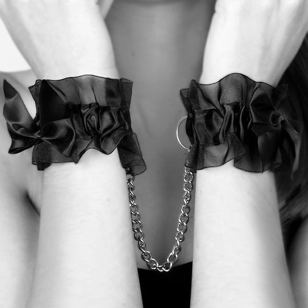 BIJOUX - INDISCRETS FROU FROU ORGANZA HÅNDjern